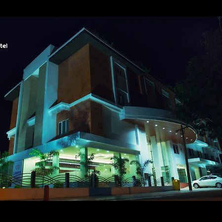 Lakshmi Hotel Thanjavur Exterior photo